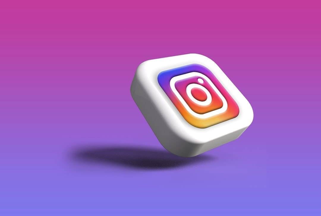 Instagram content planning board with 30-day growth checklist